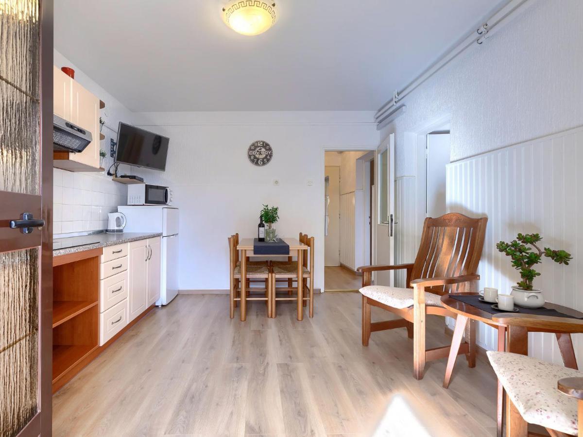 Apartment Zrinka-2 By Interhome Пореч Екстер'єр фото